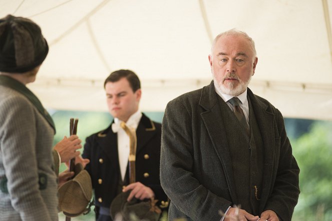 Downton Abbey - Season 3 - Utazás a Skót-felföldre - Filmfotók - Peter Egan