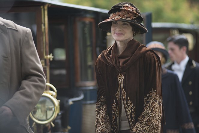 Downton Abbey - Season 3 - Utazás a Skót-felföldre - Filmfotók - Elizabeth McGovern