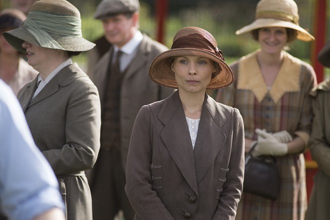 Downton Abbey - A Journey to the Highlands - Photos - MyAnna Buring