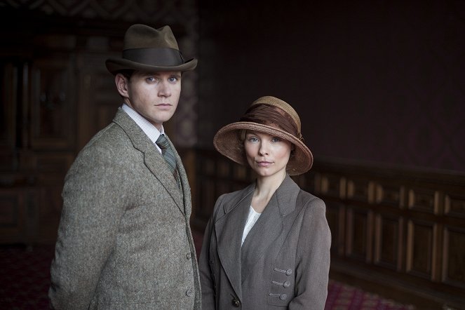 Downton Abbey - A Journey to the Highlands - Promo - Allen Leech, MyAnna Buring