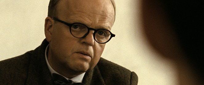 Operação Antropoide - Do filme - Toby Jones