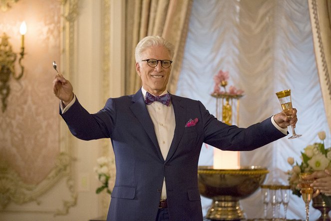 The Good Place - Season 1 - Everything Is Fine - Photos - Ted Danson
