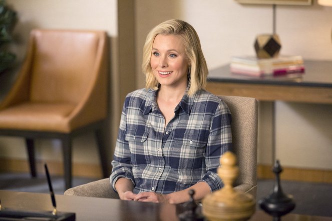 The Good Place - Season 1 - Everything Is Fine - Photos - Kristen Bell