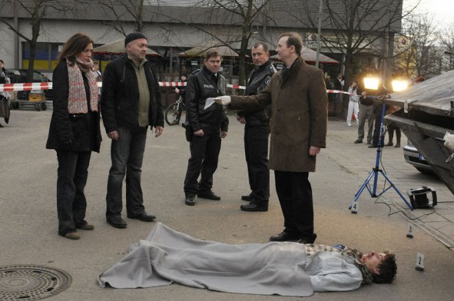 Ein starkes Team - Dschungelkampf - Filmfotók - Maja Maranow, Florian Martens, Tom Jahn, Martin Lindow, Arnfried Lerche, Nikolai Mohr