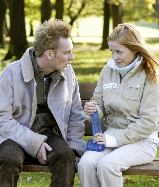 Toute première fois - Photos - Jasmin Schwiers, Christian Blümel