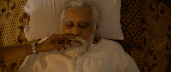 Mukti Bhawan - Kuvat elokuvasta - Lalit Behl
