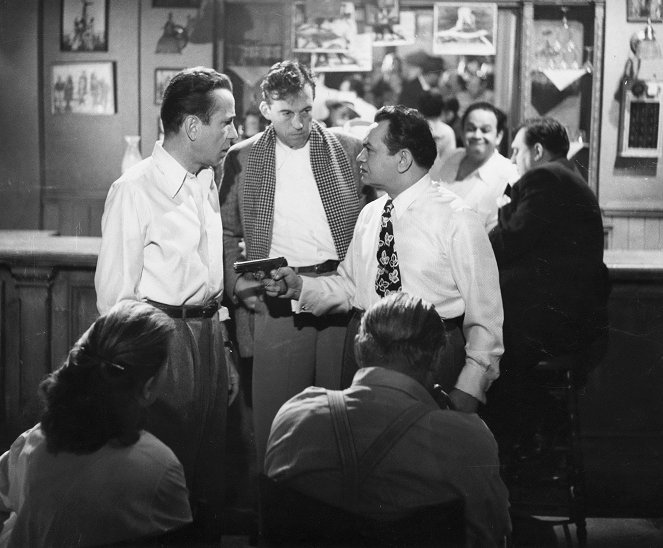 Myrskyvaroitus - Kuvat kuvauksista - Humphrey Bogart, John Huston, Edward G. Robinson