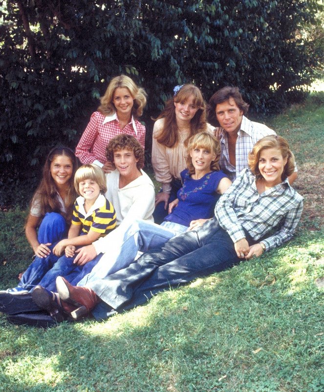 Eight Is Enough - Promoción