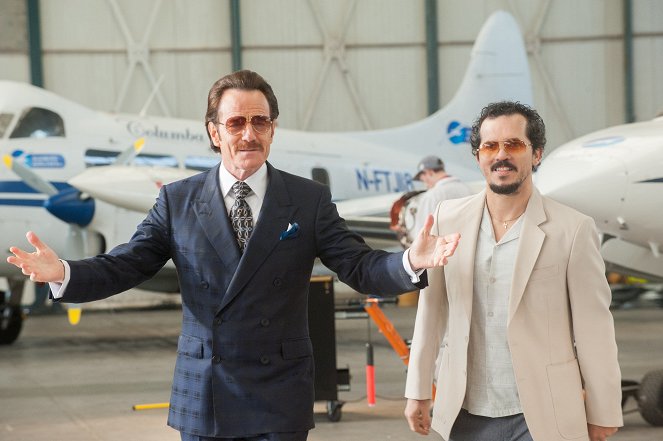 O Infiltrado - Do filme - Bryan Cranston, John Leguizamo