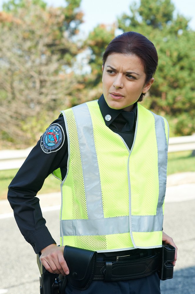 Rookie Blue - The Kids Are Not Alright - Photos - Priscilla Faia