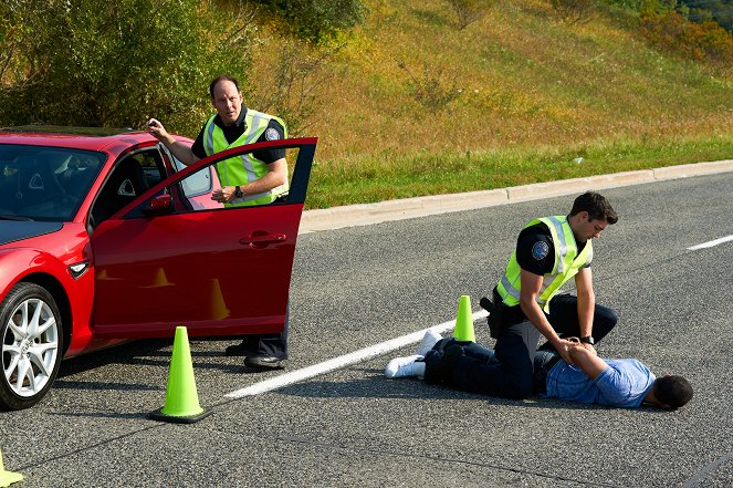 Rookie Blue - Season 4 - Mut zur Wahrheit - Filmfotos - Matt Gordon, Travis Milne