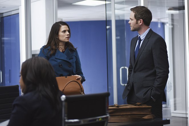 Conviction - Pilot - Film - Hayley Atwell, Shawn Ashmore