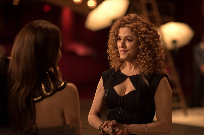 Mozart in the Jungle - Season 1 - The Rehearsal - Photos - Bernadette Peters