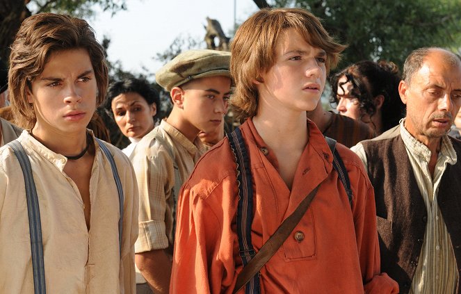 Tom Sawyer & Huckleberry Finn - De la película - Jake T. Austin, Joel Courtney