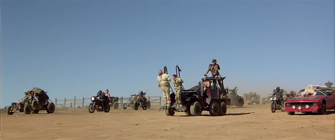Mad Max 2 - Asfalttisoturi - Kuvat elokuvasta