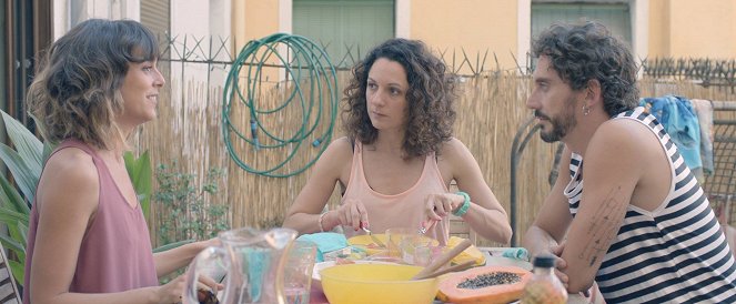 Kiki, el amor se hace - Z filmu - Belén Cuesta, Ana Katz, Paco León