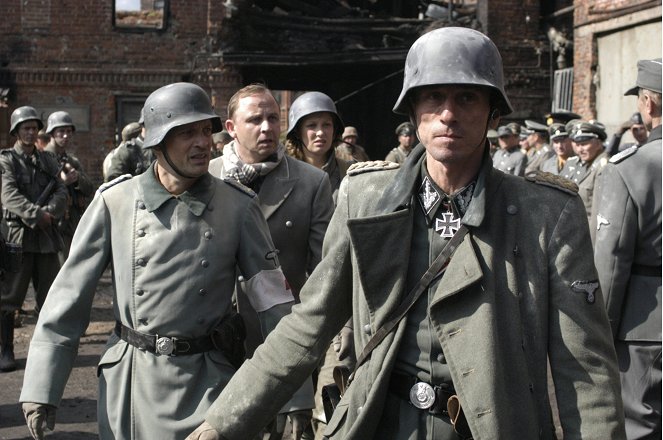 Pád Třetí říše - Z filmu - Christian Berkel, Alexander Held