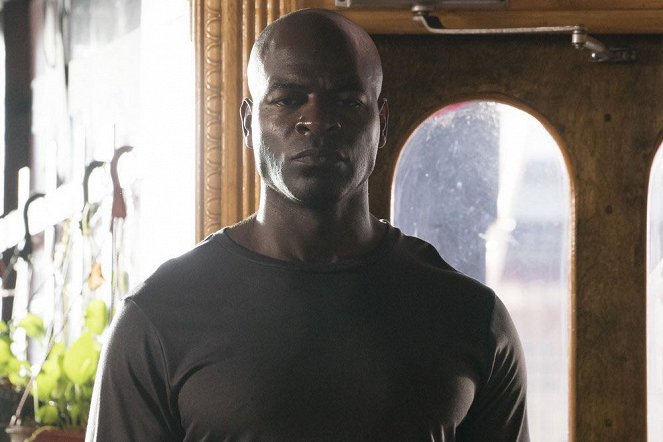 The Blacklist - Esteban (Nr. 79) - Filmfotos - Hisham Tawfiq