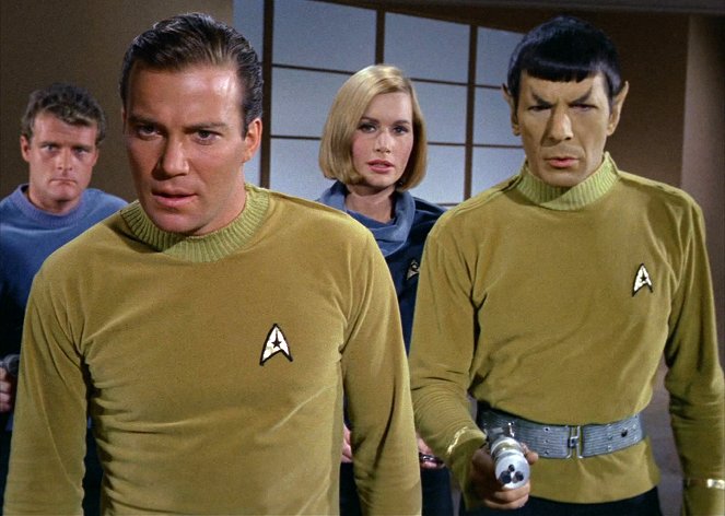 Star Trek - Season 1 - Ahová ember még nem merészkedett - Filmfotók - William Shatner, Sally Kellerman, Leonard Nimoy