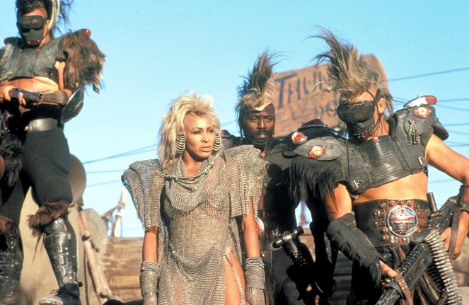 Mad Max: Pod Kopułą Gromu - Z filmu - Tina Turner