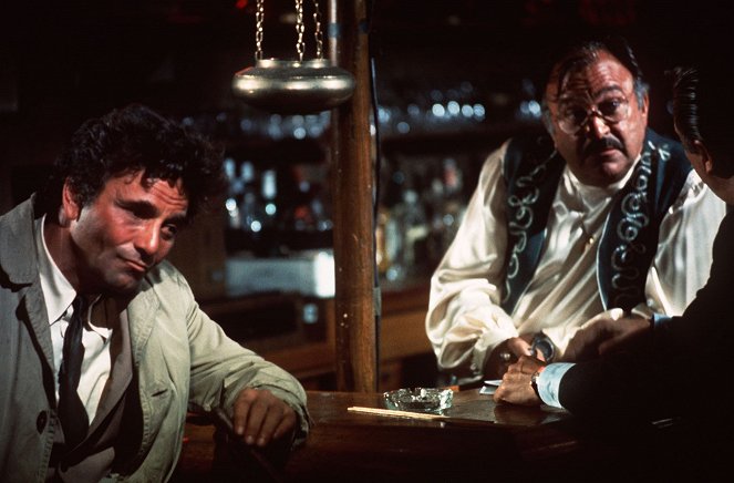 Columbo - Season 5 - Tod am Strand - Filmfotos - Peter Falk, Val Avery