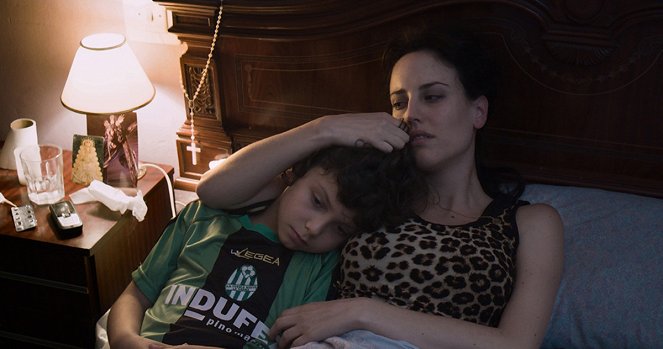 Techo y comida - Film - Jaime López, Natalia de Molina