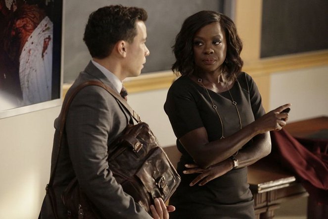 How to Get Away with Murder - There Are Worse Things Than Murder - Van film - Conrad Ricamora, Viola Davis