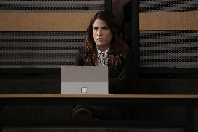 How to Get Away with Murder - There Are Worse Things Than Murder - Van film - Karla Souza