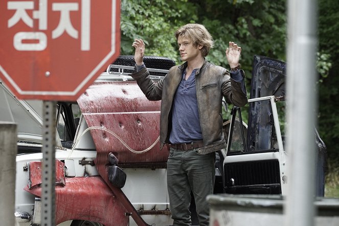 MacGyver - Kovová pílka - Z filmu - Lucas Till