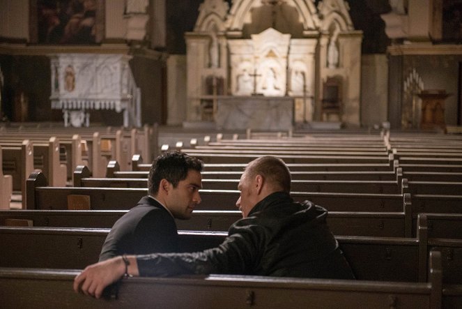 The Exorcist - Chapter Three: Let 'Em In - Photos - Alfonso Herrera, Ben Daniels