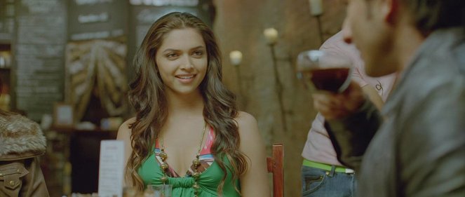 Love Aaj Kal - Do filme - Deepika Padukone