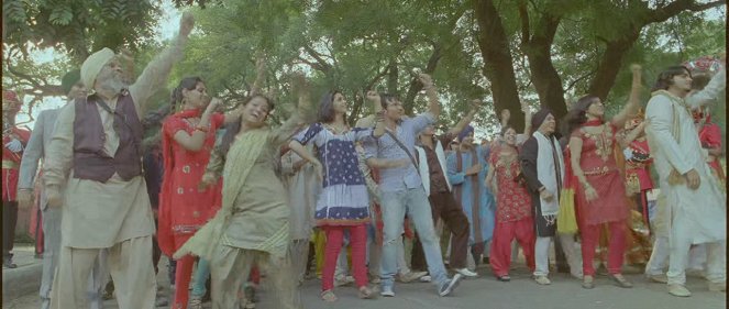 Láska dneska - Z filmu - Deepika Padukone, Saif Ali Khan
