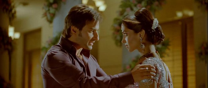 Láska dneska - Z filmu - Saif Ali Khan, Deepika Padukone
