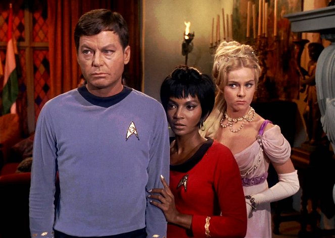 Star Trek - The Squire of Gothos - Photos - DeForest Kelley, Nichelle Nichols