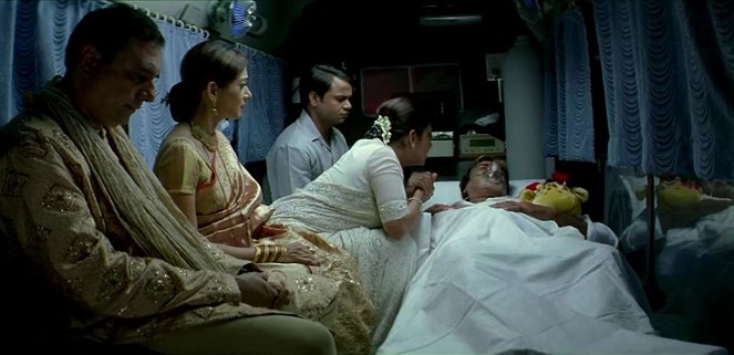 Tief im Herzen - Filmfotos - Boman Irani, Rajpal Yadav, Amitabh Bachchan