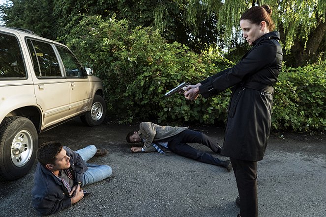 Supernatural - Season 12 - Tod und Wiederauferstehung - Filmfotos - Jensen Ackles, Misha Collins, Bronagh Waugh