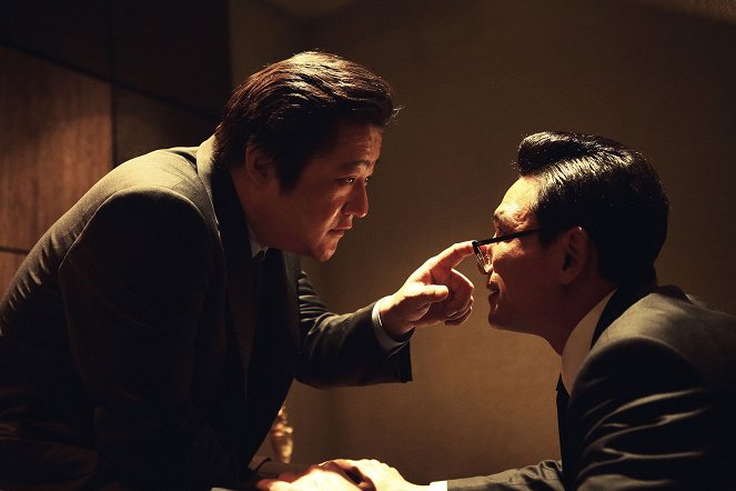 Asura: The City of Madness - Photos - Do-won Gwak, Jeong-min Hwang