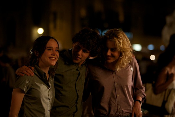 Zakochani w Rzymie - Z filmu - Elliot Page, Jesse Eisenberg, Greta Gerwig