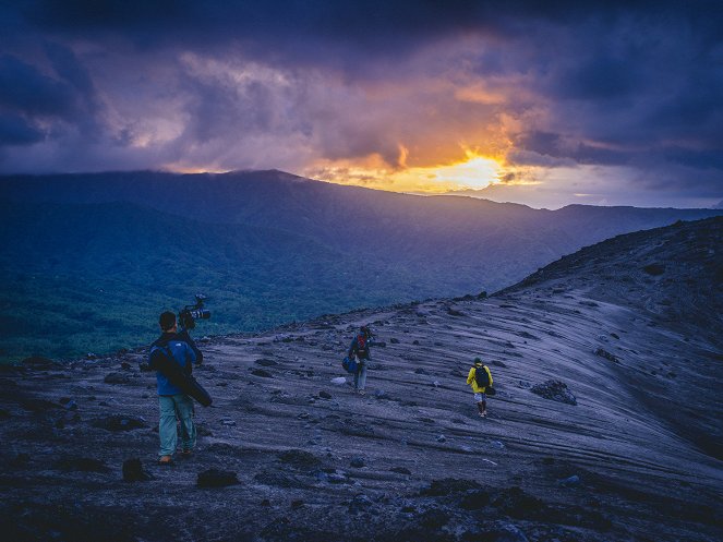 The Wonderlist with Bill Weir - Photos