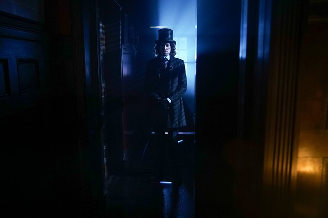 Gotham - Season 3 - Dívej se mi do očí - Z filmu - Benedict Samuel