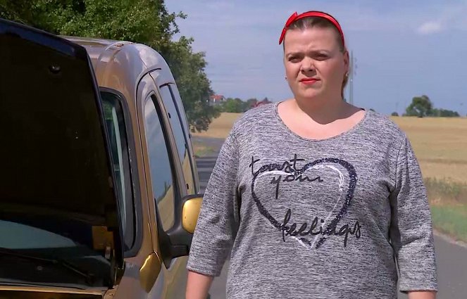 Ohnivý kuře - Nové auto - Van film - Lucie Polišenská