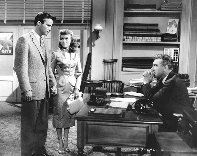 Peyton Place - Filmfotók - Barry Coe, Terry Moore, Leon Ames