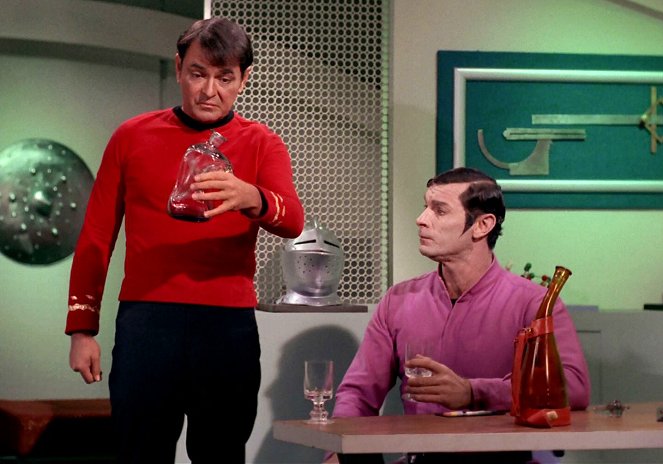 Star Trek - Byť zvána jinak - Z filmu - James Doohan, Robert Fortier