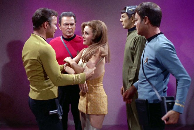 Star Trek - Season 3 - Spock's Brain - Photos - William Shatner, James Doohan, Leonard Nimoy, DeForest Kelley