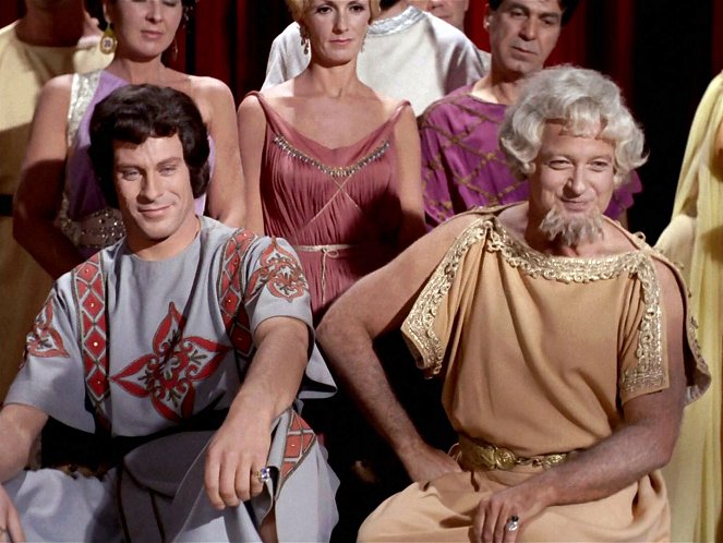 Star Trek: La serie original - Los hijastros de Platón - De la película
