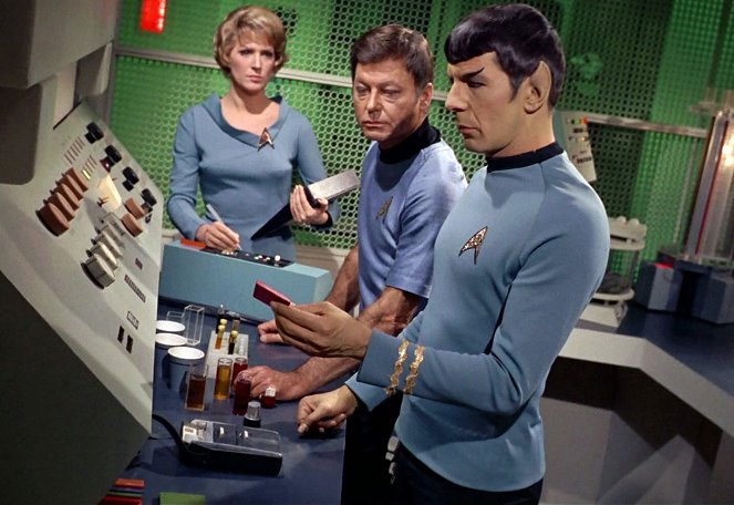 Raumschiff Enterprise - Season 3 - Was summt denn da? - Filmfotos - Majel Barrett, DeForest Kelley, Leonard Nimoy