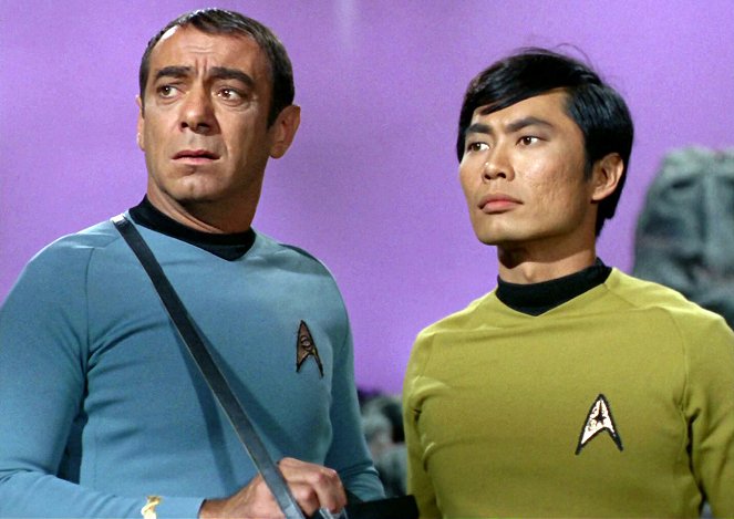 Star Trek: La serie original - Aquello que sobrevive - De la película - George Takei