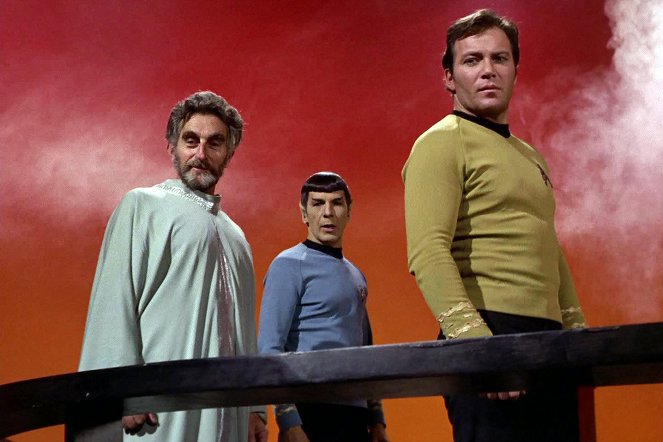 Star Trek - The Cloud Minders - Photos - Jeff Corey, Leonard Nimoy, William Shatner