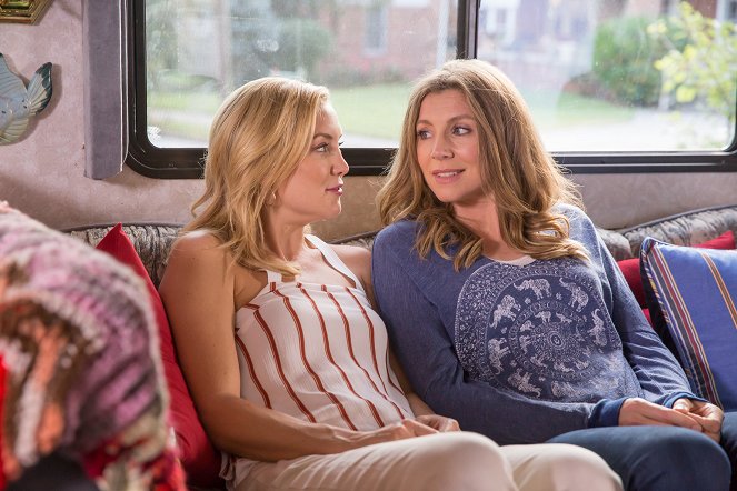 Mother's Day - Kuvat elokuvasta - Kate Hudson, Sarah Chalke