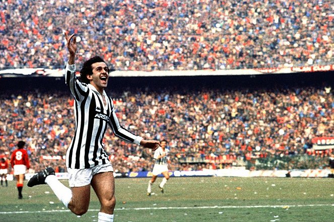 Black and White Stripes: The Juventus Story - Van film